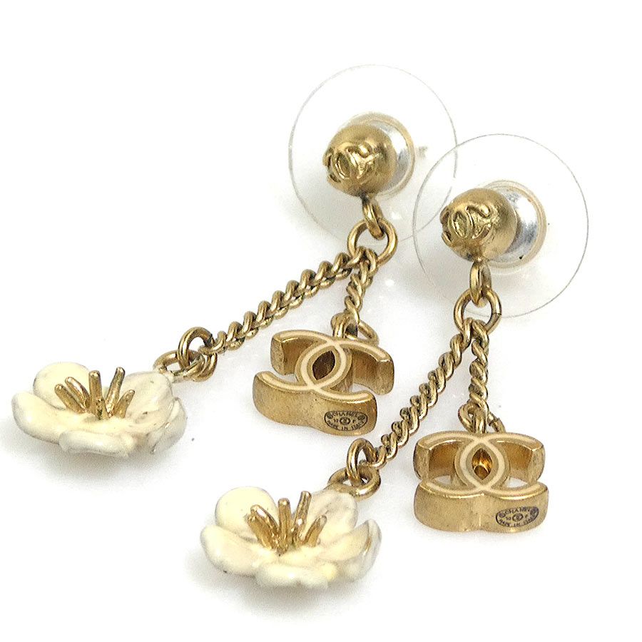 Chanel Earrings White — view 3