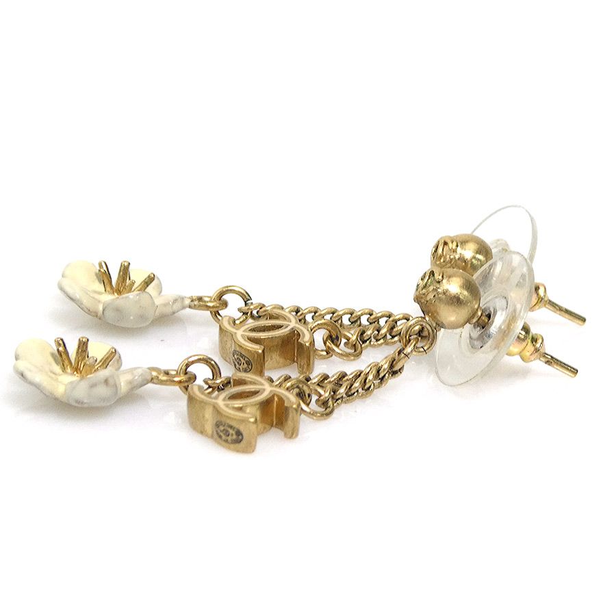 Chanel Earrings White — view 4