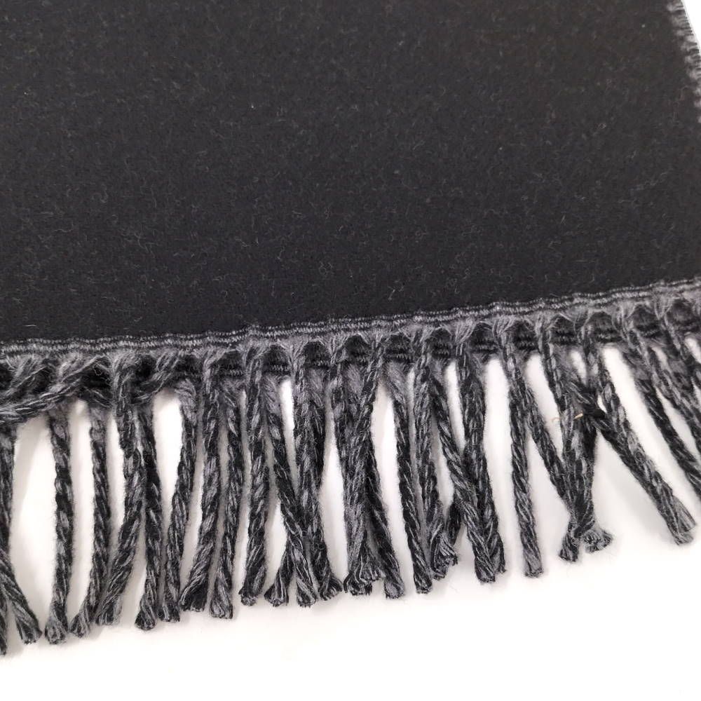 Gucci Muffler Interlocking Wool Cashmere Scarf — view 5
