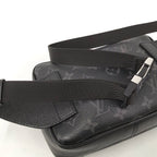 Louis Vuitton Bum Bag Outdoor Taigarama — view 4