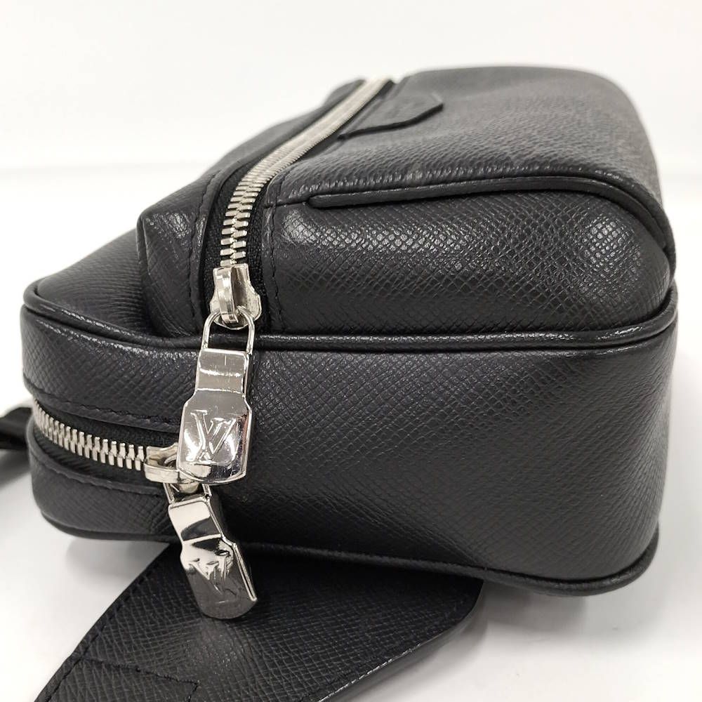 Louis Vuitton Bum Bag Outdoor Taigarama — view 7