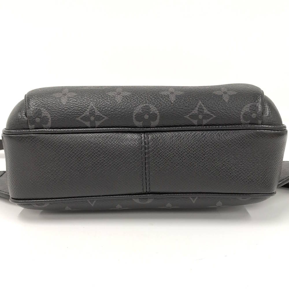 Louis Vuitton Bum Bag Outdoor Taigarama — view 9
