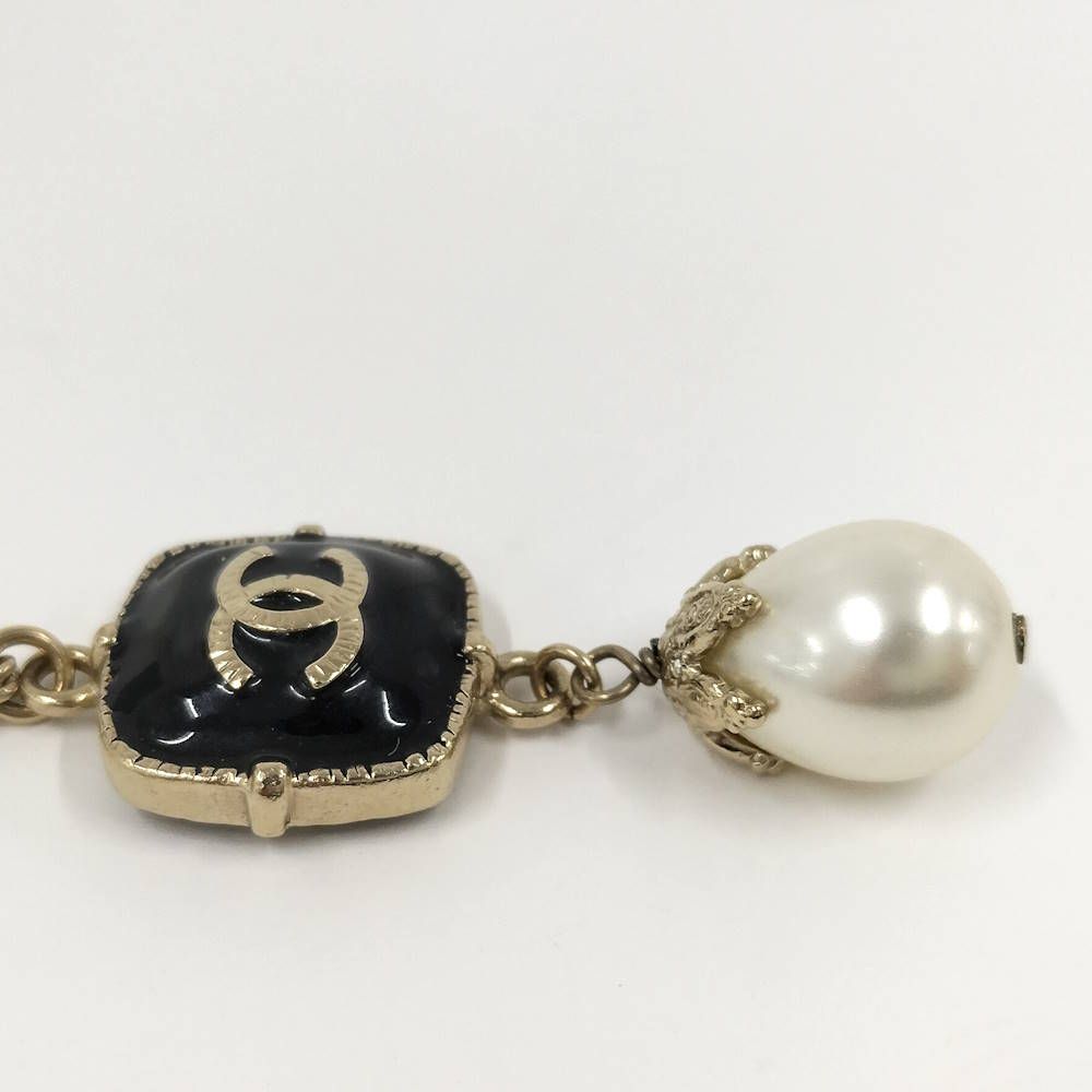 Chanel CC Logo Pearl Necklace — view 4