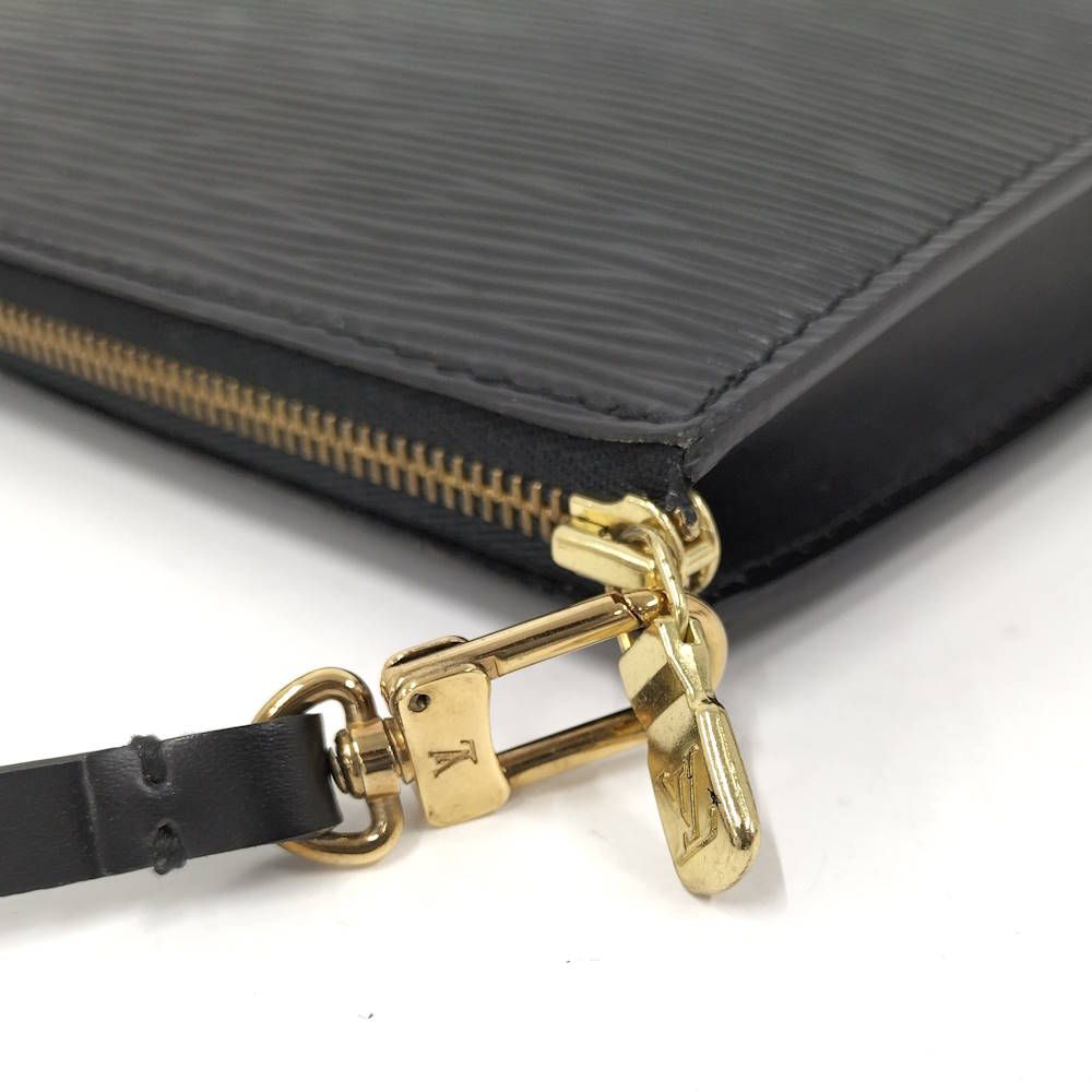 Louis Vuitton Pochette Accessoire Handbag Epi Noir Black — view 6