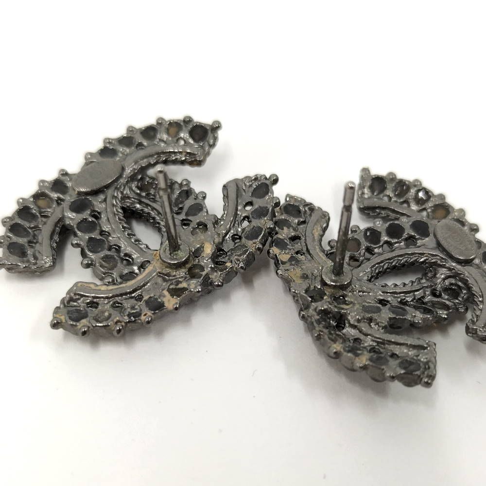 Chanel CC Logo Earrings Rhinestone Silver Plated — view 5