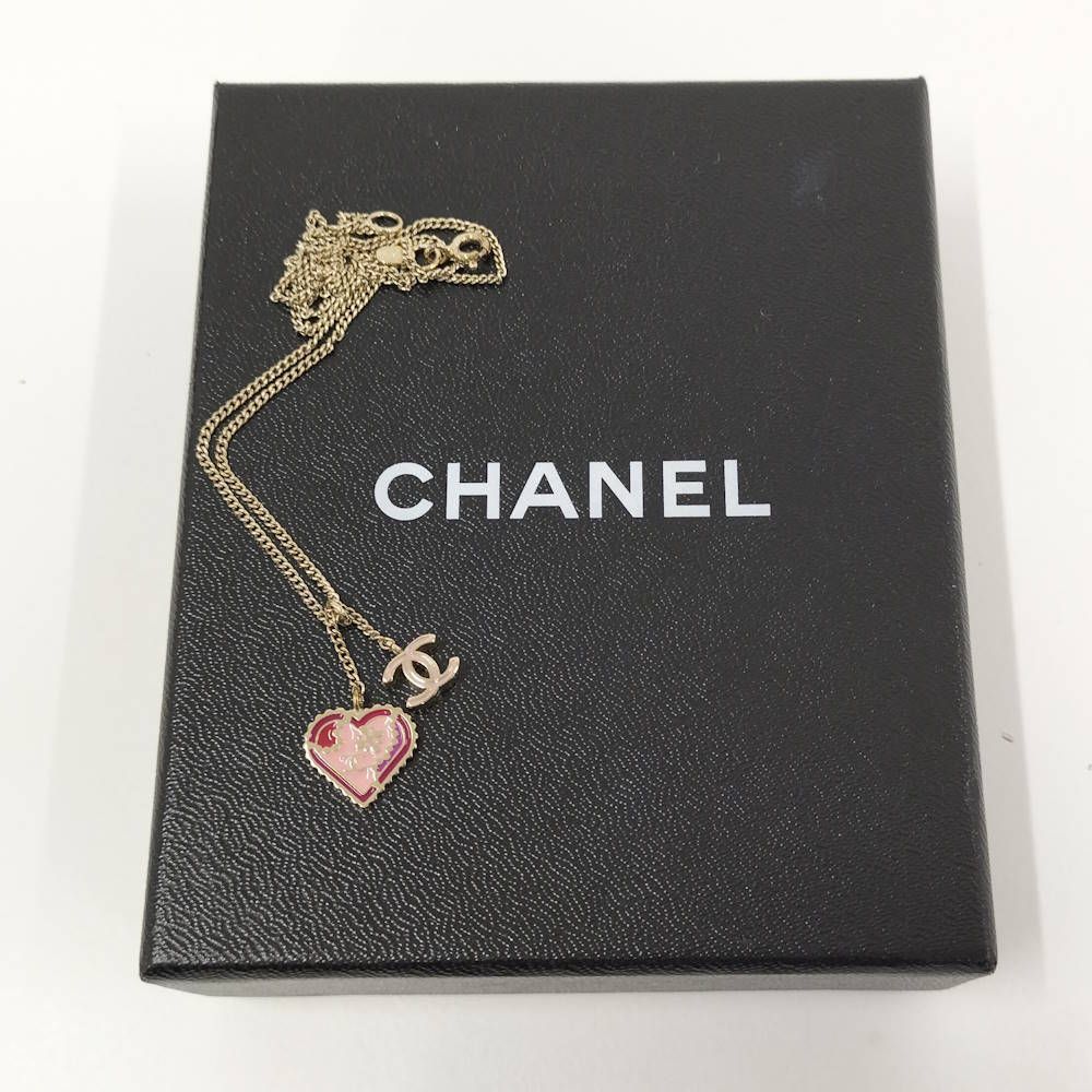 Chanel Necklace Heart CC Logo Silver — view 9