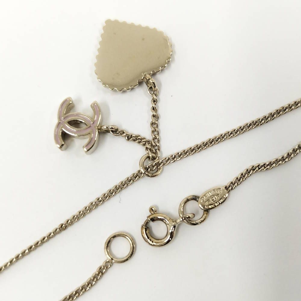 Chanel Necklace Heart CC Logo Silver — view 5