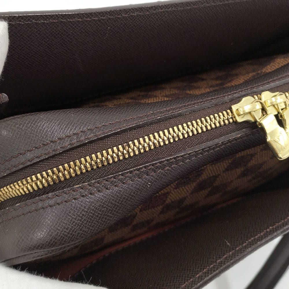 Louis Vuitton Triana Handbag Damier Ebene — view 6