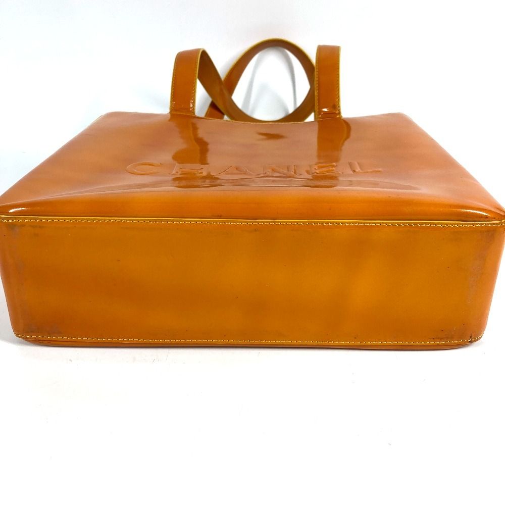 Chanel Shoulder Bag Logo Patent Leather Orange — view 5