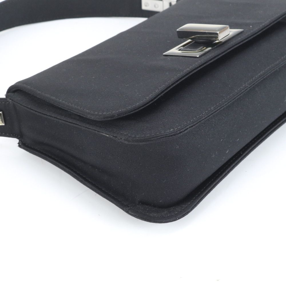 Gucci Turnlock 005 Handbag Tote Black Eee — view 4