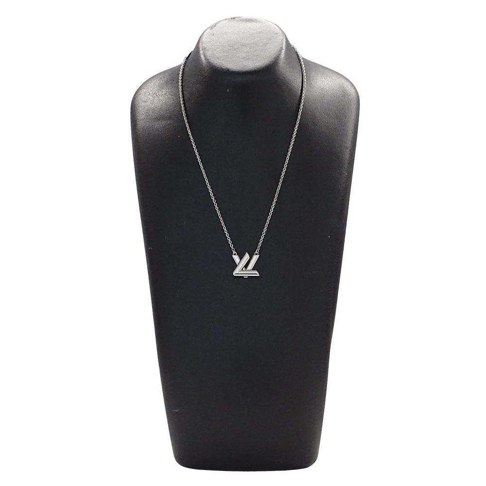 Louis Vuitton Necklace Silver Fashionable — view 8