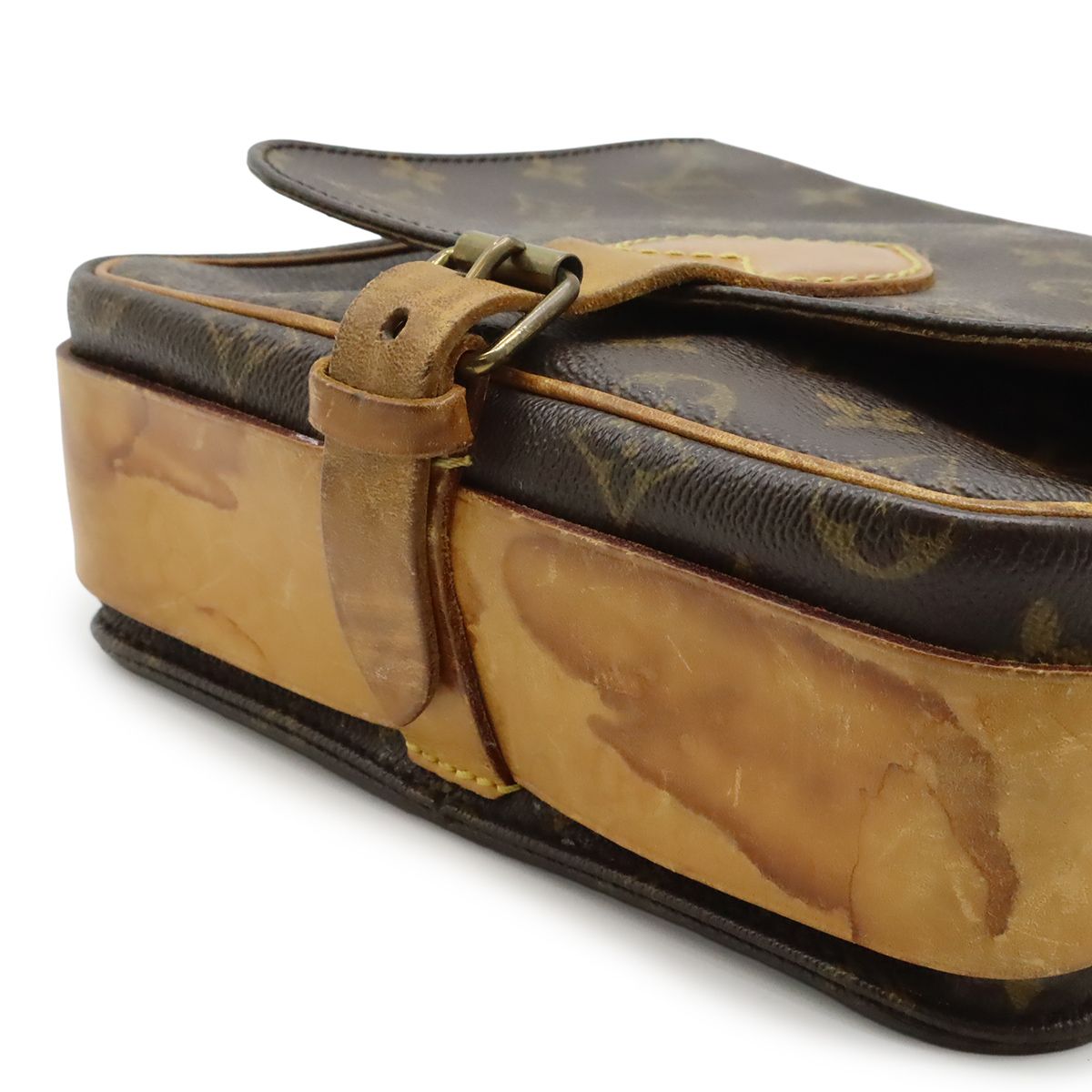 Louis Vuitton Monogram Cartouchiere 22 Shoulder Bag Pochette — view 3