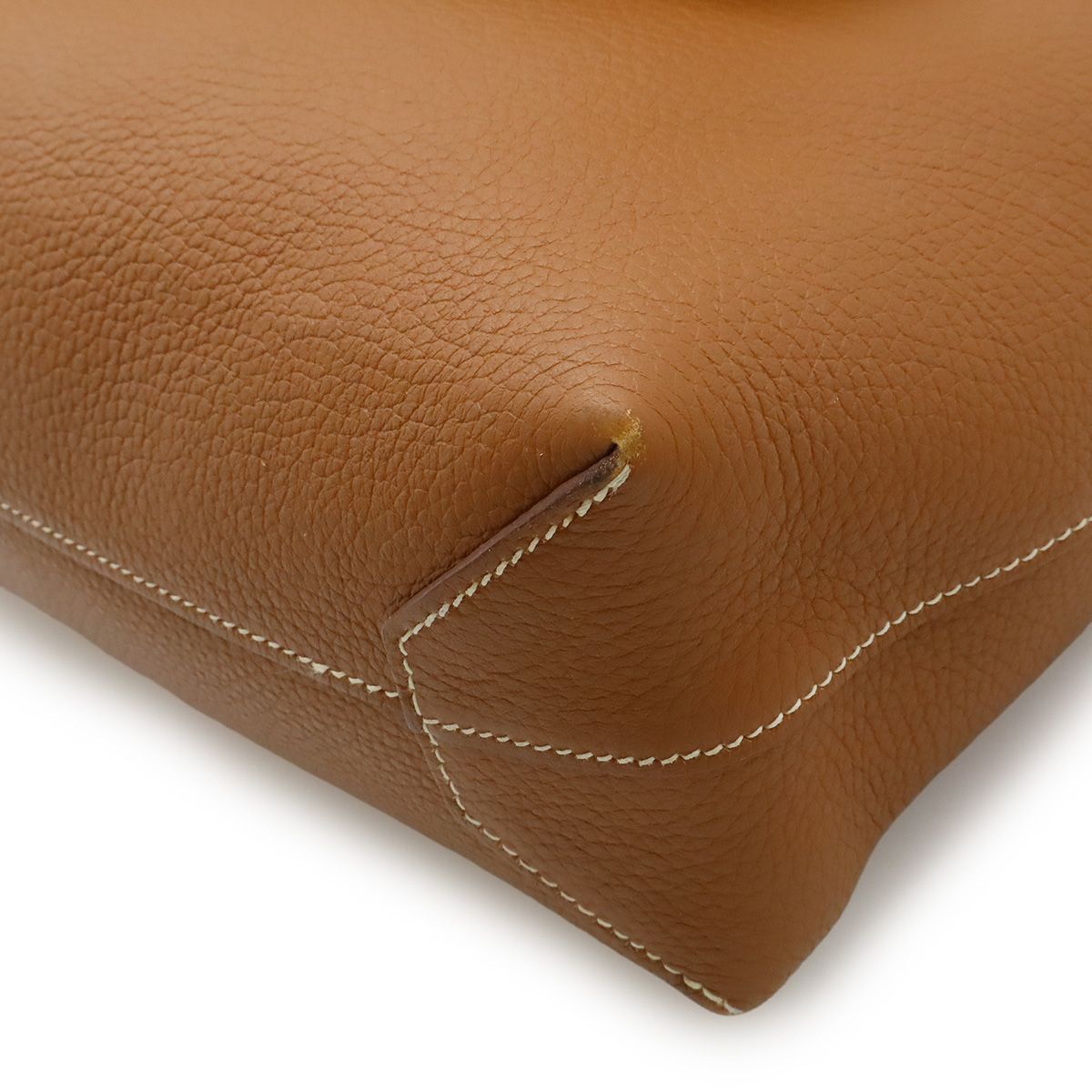 Hermes Cover Serie 31 Tote Shoulder Bag Taurillon Clemence — view 3