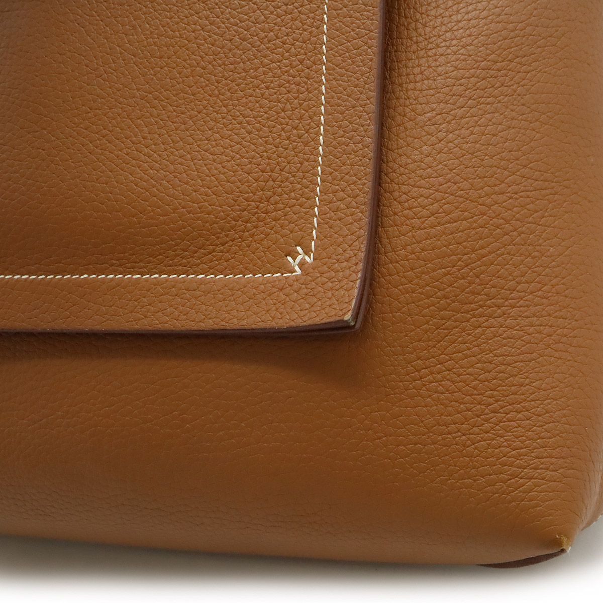 Hermes Cover Serie 31 Tote Shoulder Bag Taurillon Clemence — view 8