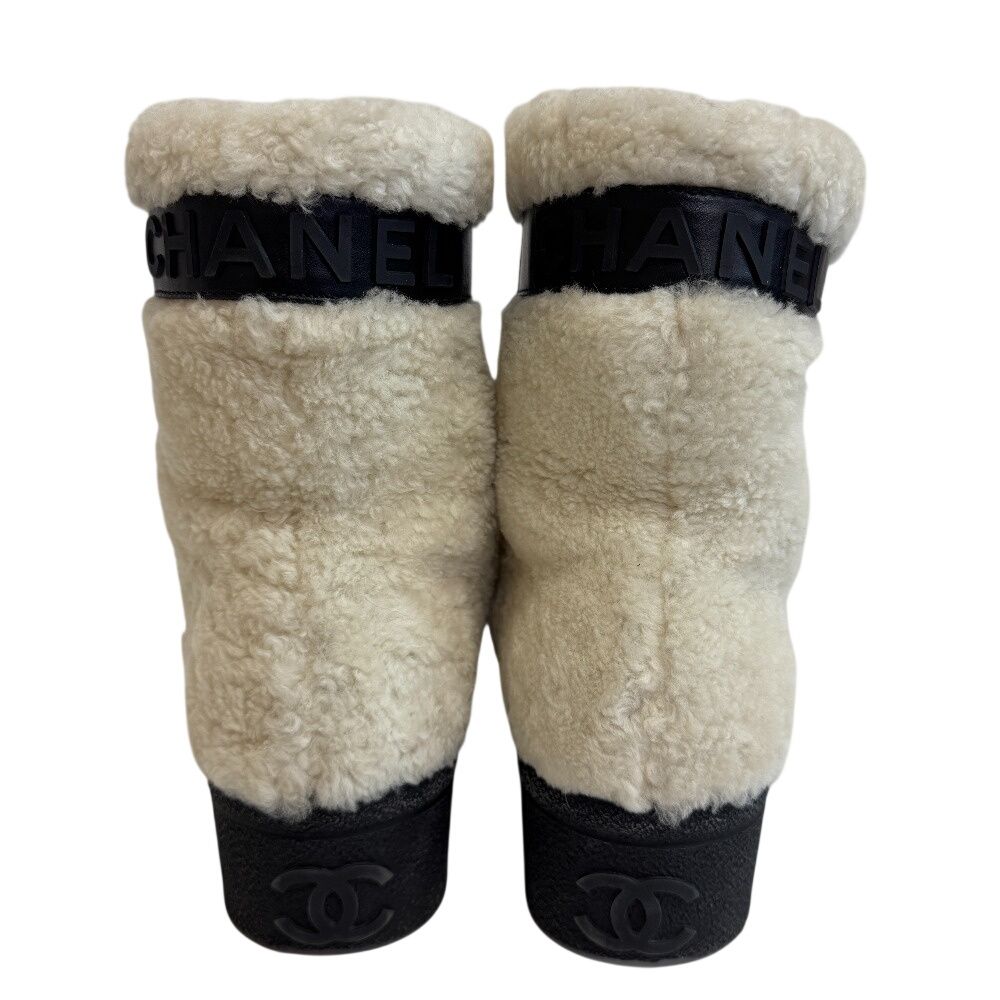Chanel Short Boots White — view 4