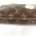 Louis Vuitton Shoulder Bag Pochette Monogram Canvas Brown — view 5