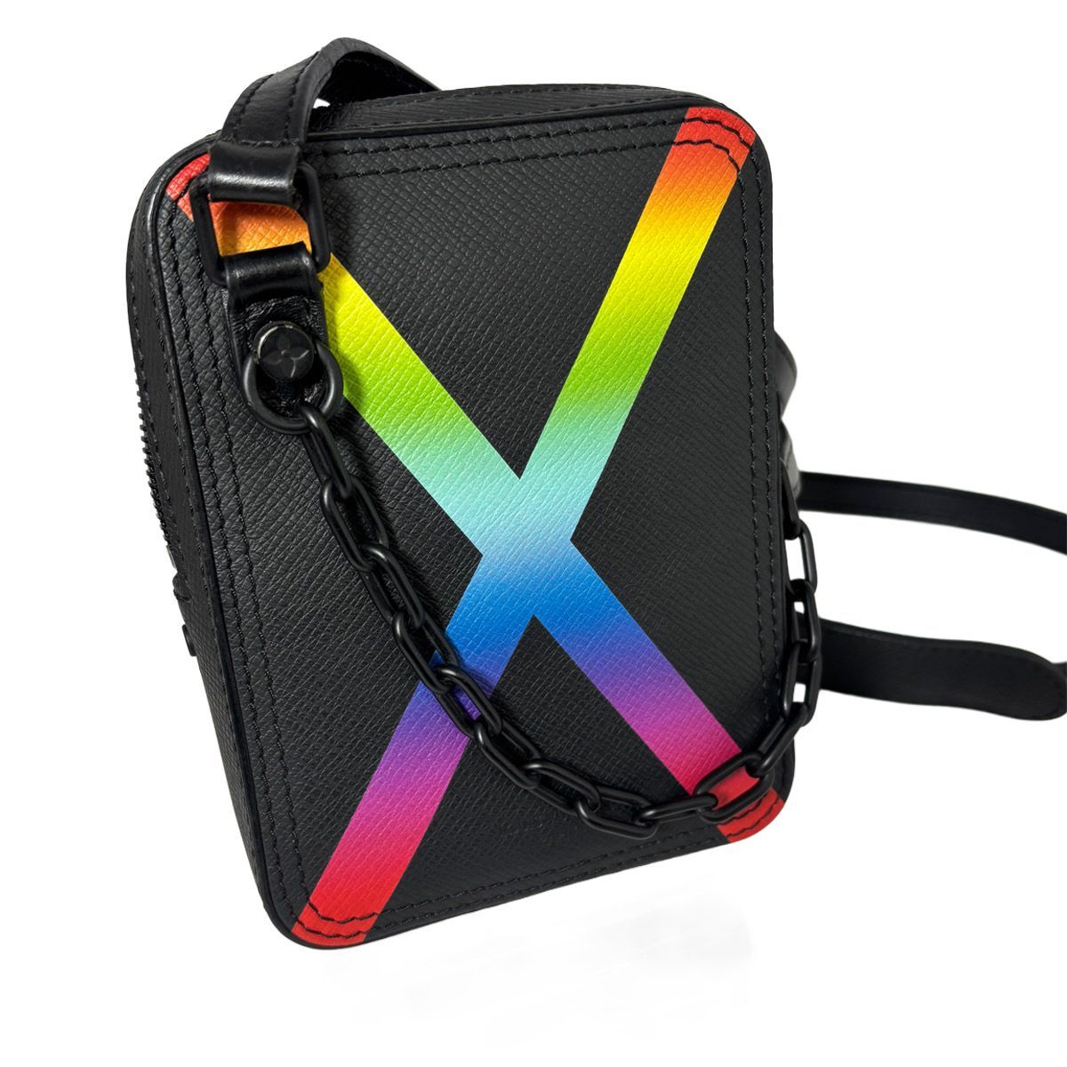 Louis Vuitton Taiga Danube Messenger Bag Pochette Black Rainbow — view 3