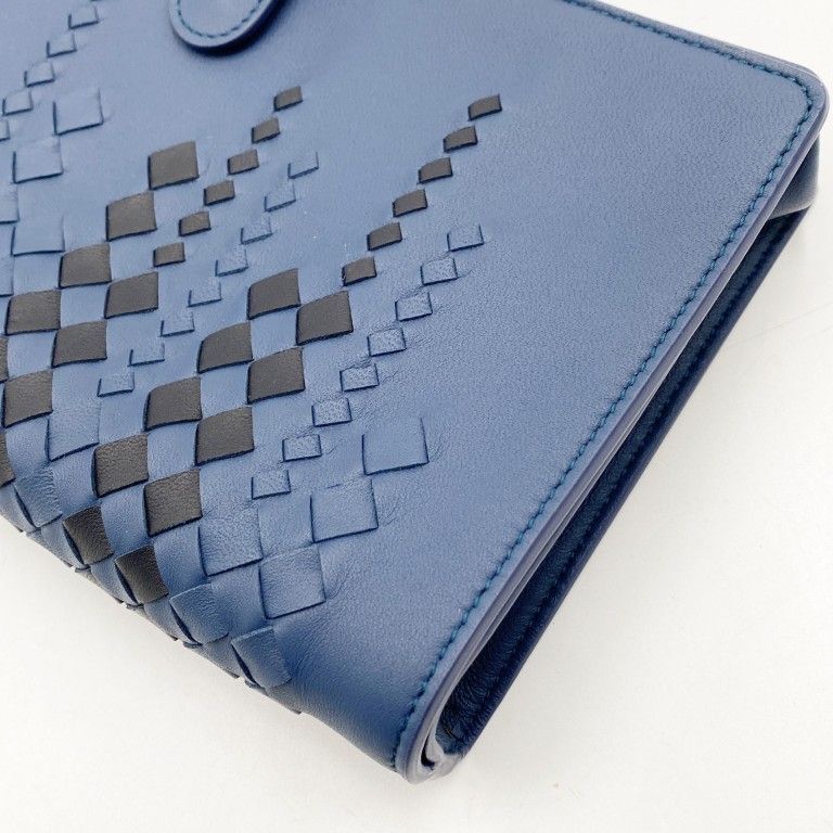 Bottega Veneta Clutch Intrecciato Micro Macro Blue Leather — view 5
