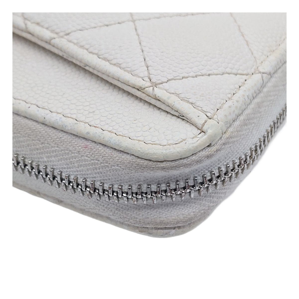 Chanel Zip Around Quilted Caviar Leather White — view 8