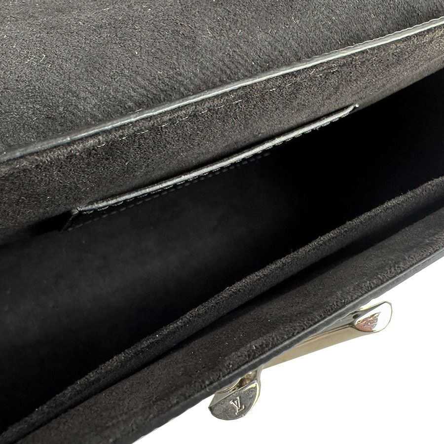 Louis Vuitton Shoulder Bag Epi Twist MM — view 5