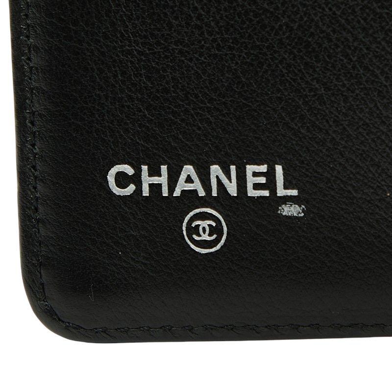 Chanel CC Logo Bronze Brown Black Patent Leather — view 8