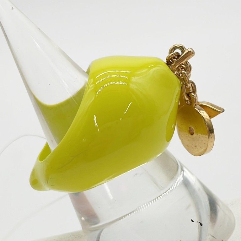 Louis Vuitton Sling Bag LV Fruit Ring Yellow Metal Lemon — view 2
