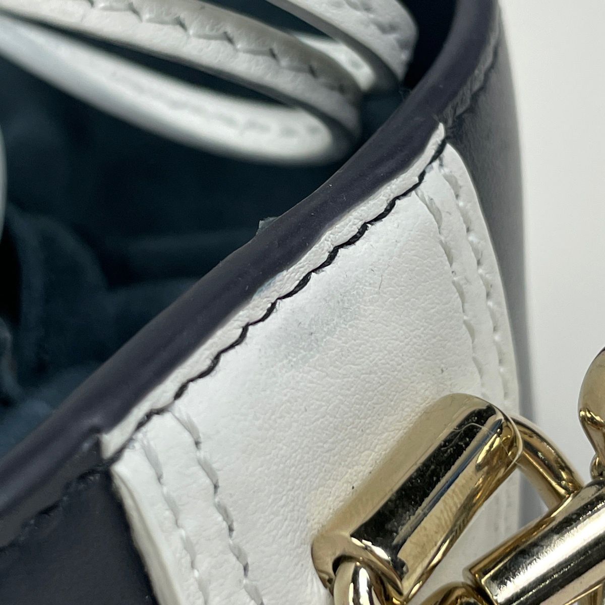 Dior Christian Vibe Micro Bucket 2-Way Shoulder Bag Leather Navy White — view 4