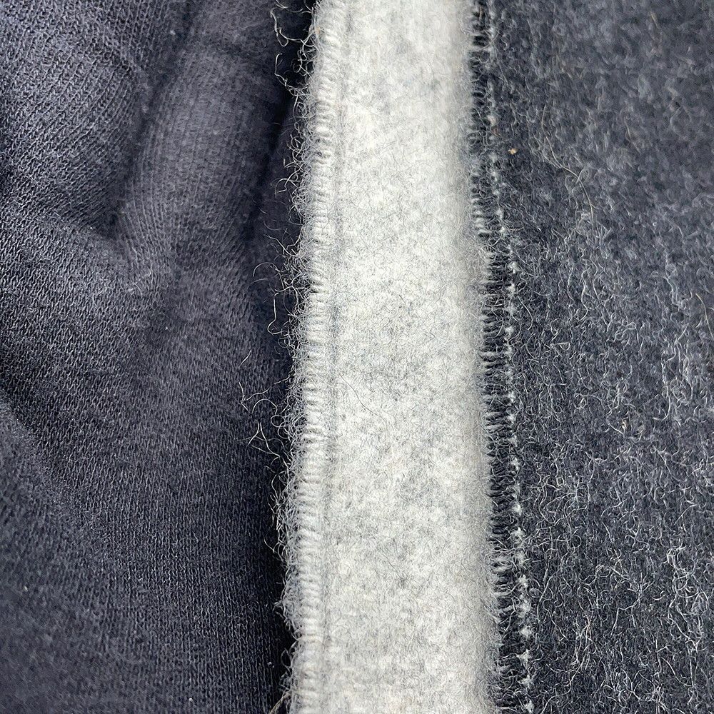 Louis Vuitton Scarf LV Split Cashmere Monogram Black Noir — view 5