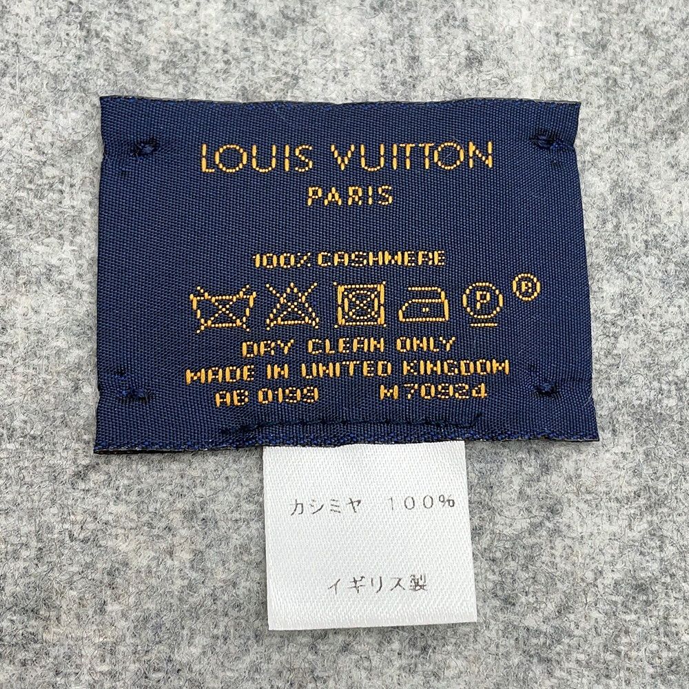 Louis Vuitton Scarf LV Split Cashmere Monogram Black Noir — view 7