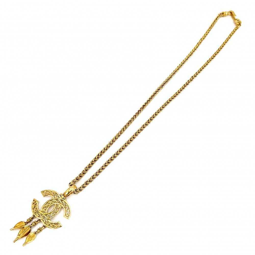 Chanel Necklace CC Logo Long Swing Vintage — view 5