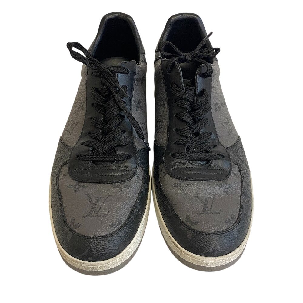 Louis Vuitton Rivoli Line Sneakers — view 3
