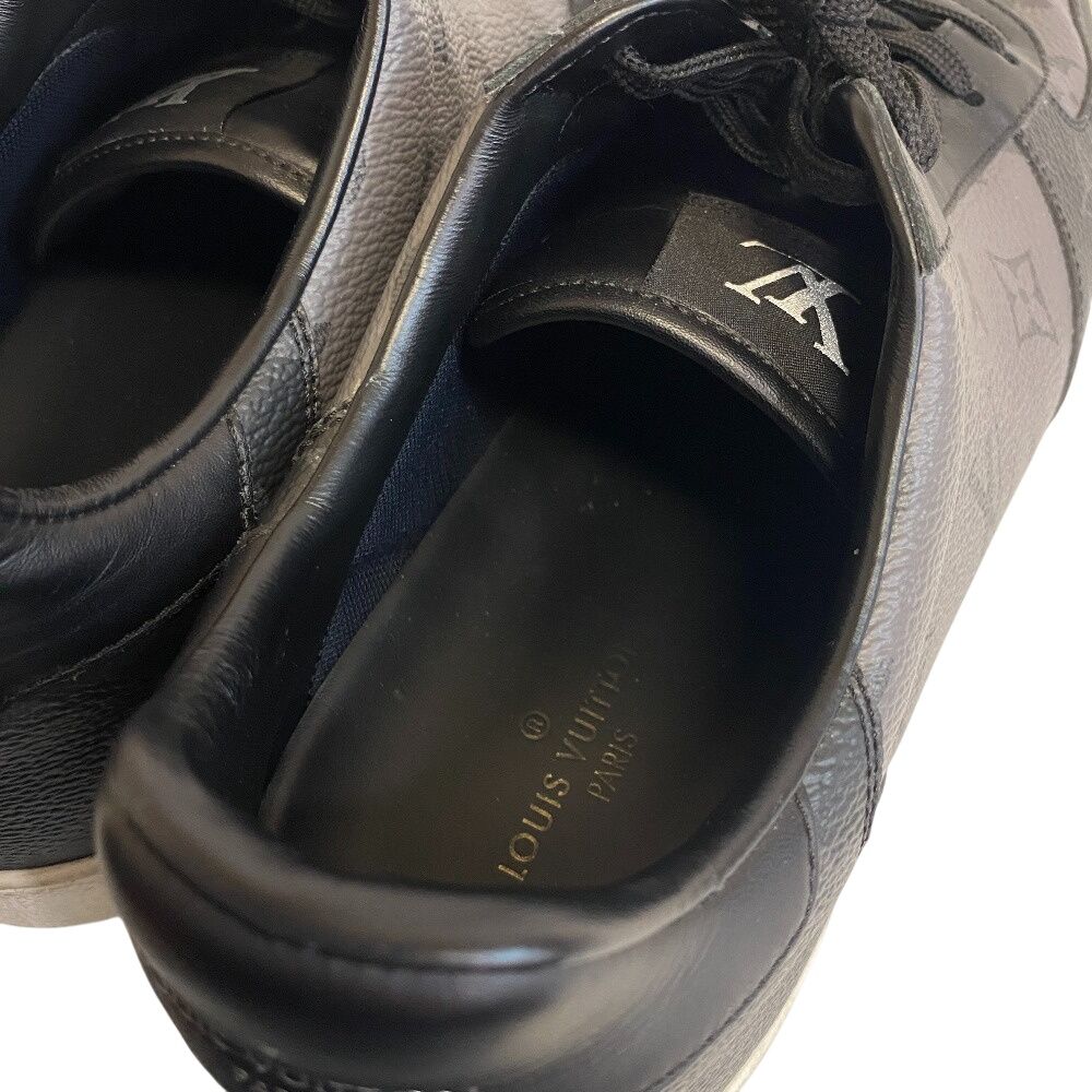Louis Vuitton Rivoli Line Sneakers — view 7