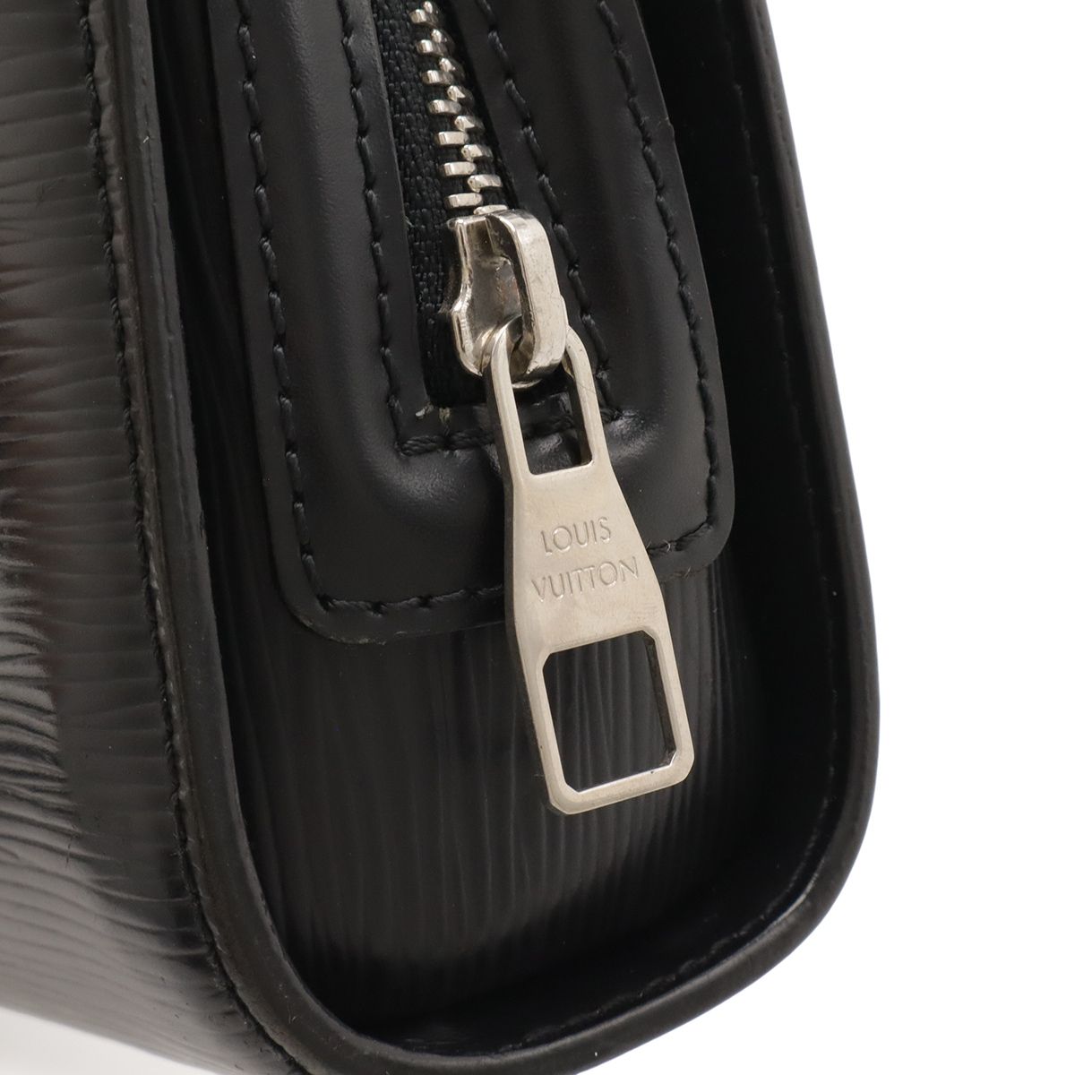 Louis Vuitton Epi Hoche Clutch Leather Noir Black Silver — view 6