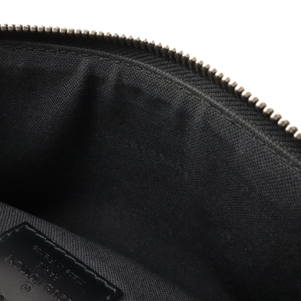 Louis Vuitton Epi Hoche Clutch Leather Noir Black Silver — view 9
