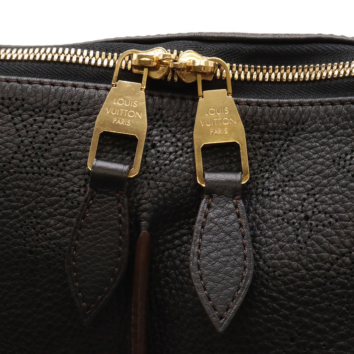 Louis Vuitton Monogram Mahina Selene MM 2-Way Shoulder Bag — view 4
