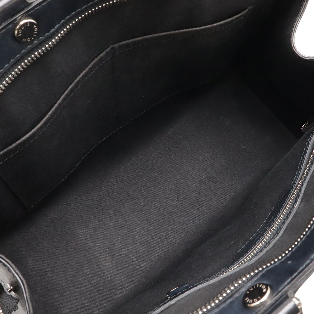 Louis Vuitton Epi MM Handbag Noir Black Silver — view 6