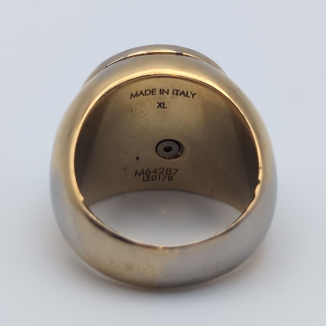 Louis Vuitton Signet Ring LV Logo Gold — view 2