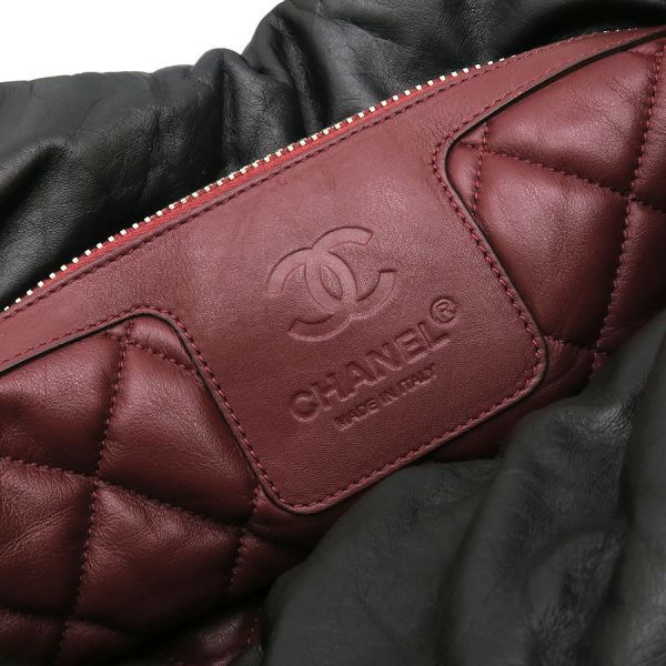 Chanel Coco Cocoon Small Tote Leather — view 7