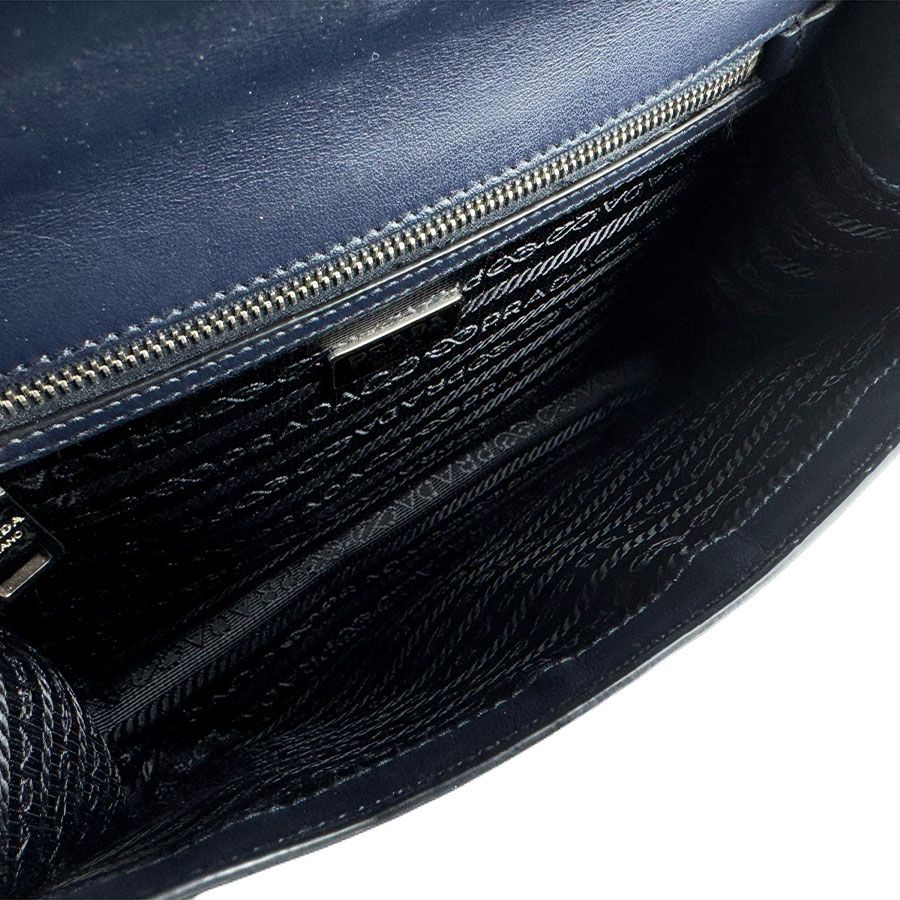 Prada Shoulder Bag Leather Navy — view 5