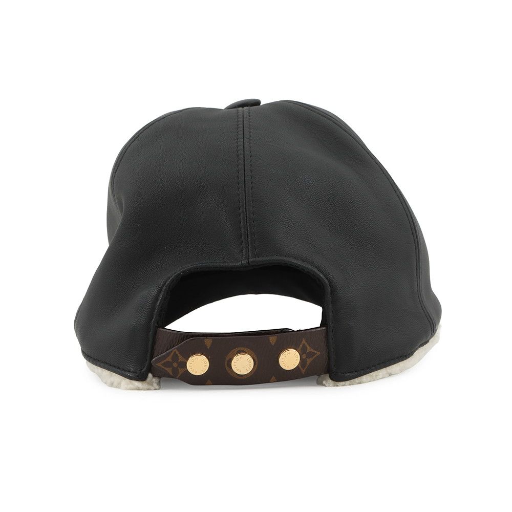 Louis Vuitton Cap Sharering Lamb Leather Mouton M Hat Noir Black — view 3