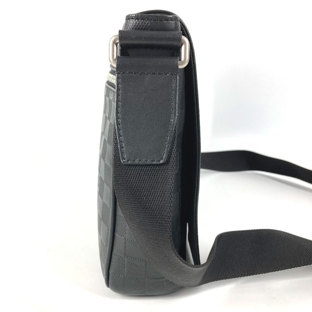 Louis Vuitton Shoulder Bag District PM Damier Infini Leather — view 4