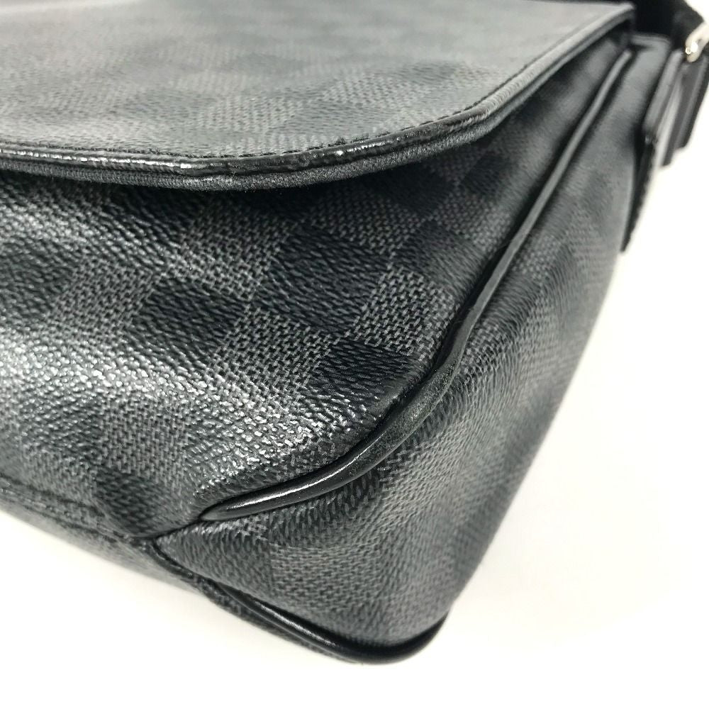 Louis Vuitton Shoulder Bag District PM Damier Graphite — view 6