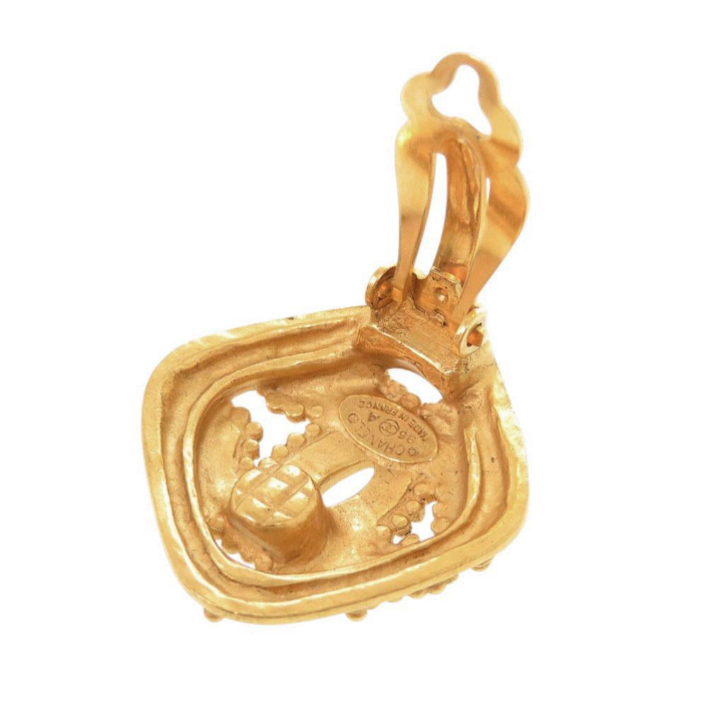 Chanel Vintage CC Logo Metal Gold Earrings — view 7