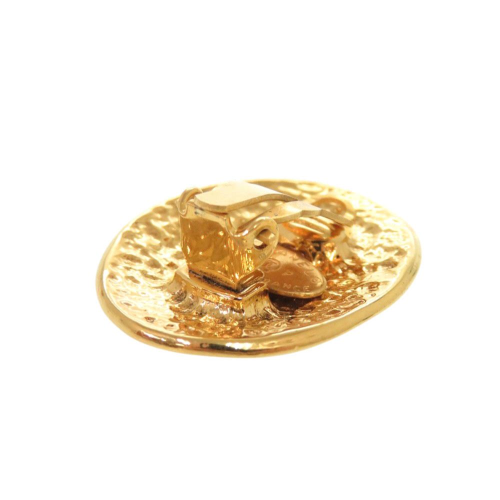 Chanel Vintage CC Logo Metal Gold Earrings — view 8