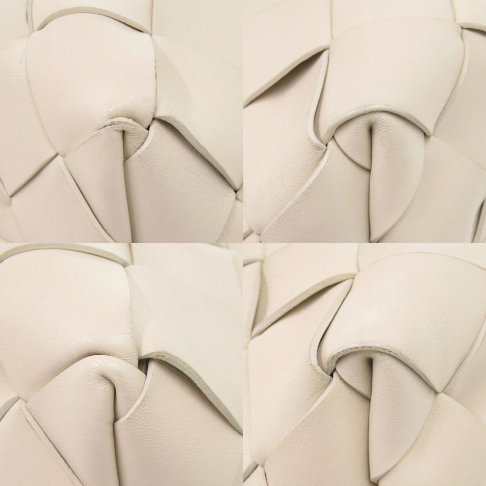 Bottega Veneta 2-Way Maxi Intrecciato Lambskin Ivory Tote White — view 4