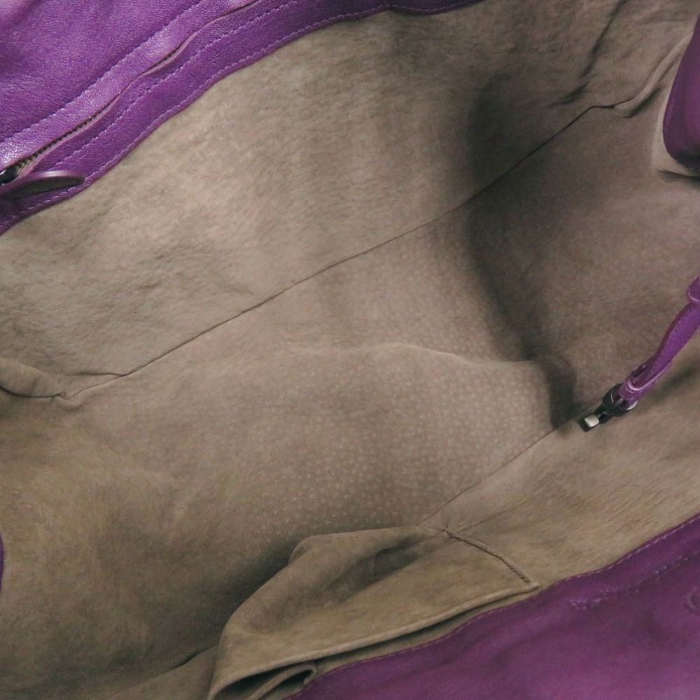 Bottega Veneta Hobo Leather Purple Handbag — view 5