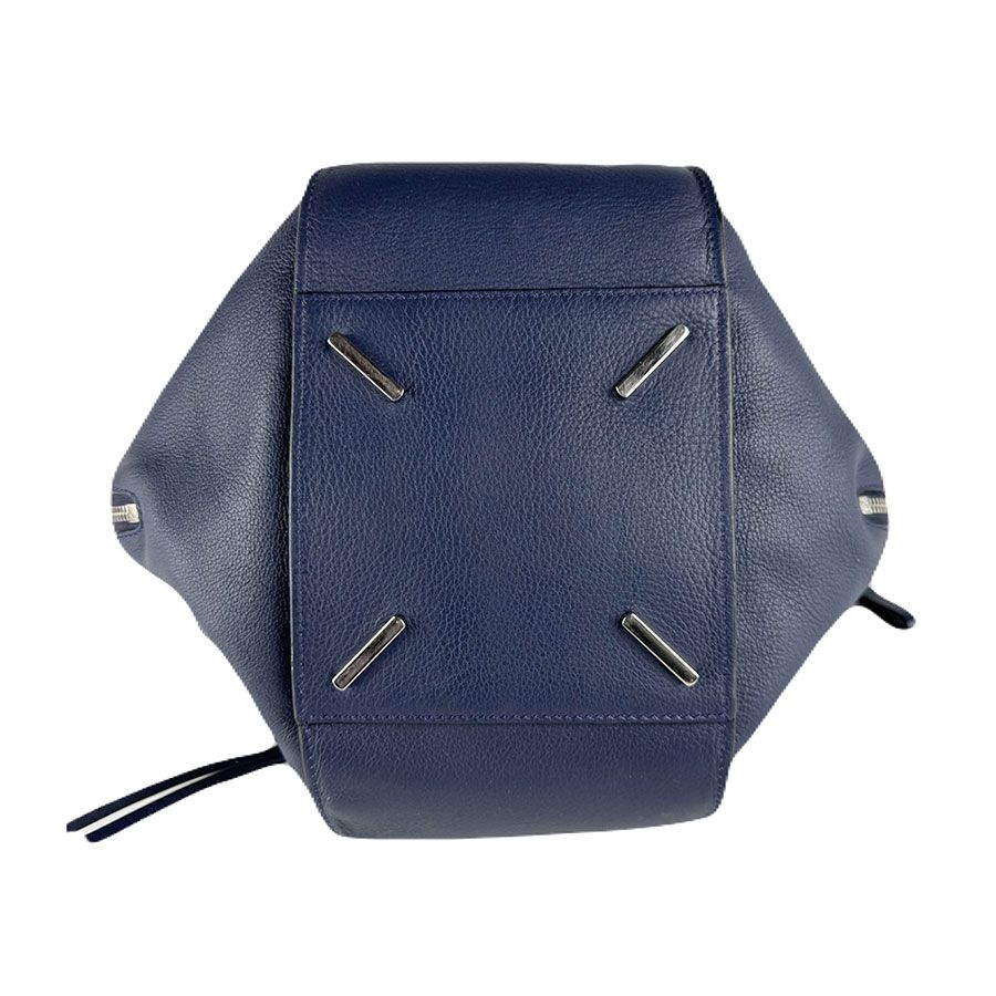 Loewe Shoulder Bag Hammock — view 4
