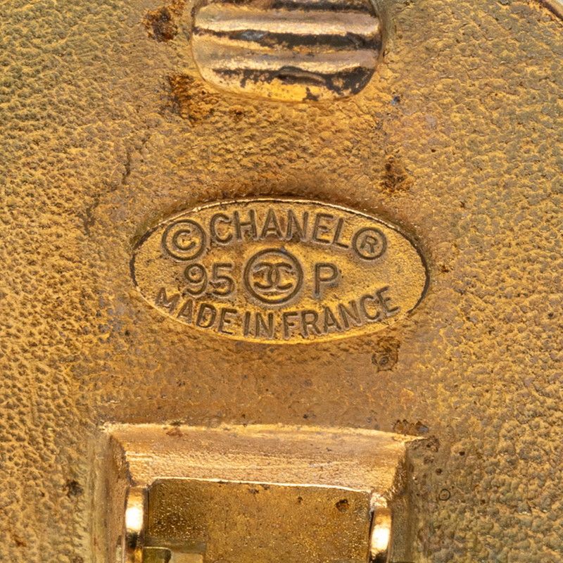 Chanel Vintage CC Logo Gold Plated — view 4