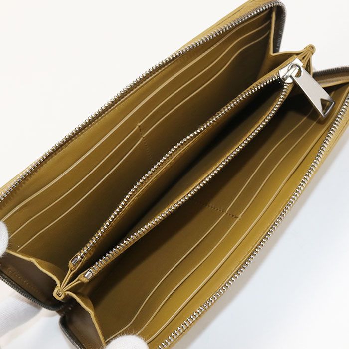 Bottega Veneta Zip Around Wallet Intrecciato — view 3