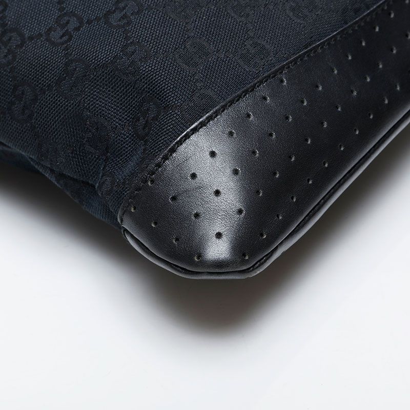 Gucci Shoulder Bag GG Canvas — view 5